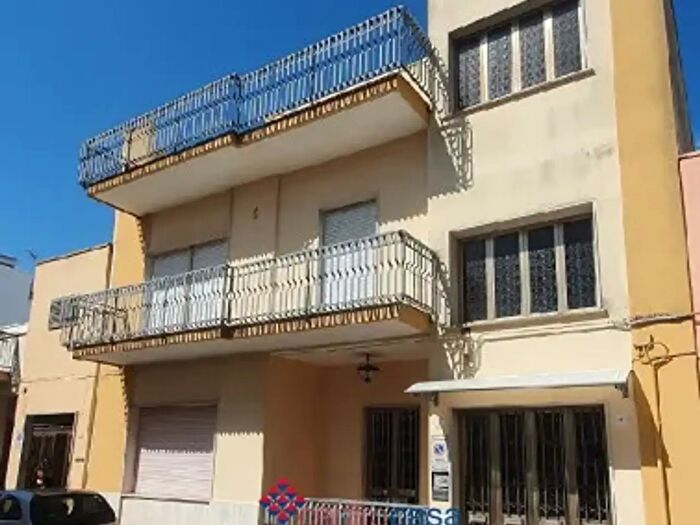Appartamento con 5 locali in vendita in Via Filippo Turati, Parabita