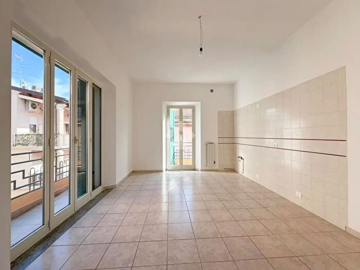 Appartamento quadrilocale in vendita in Via Arno, Vasto