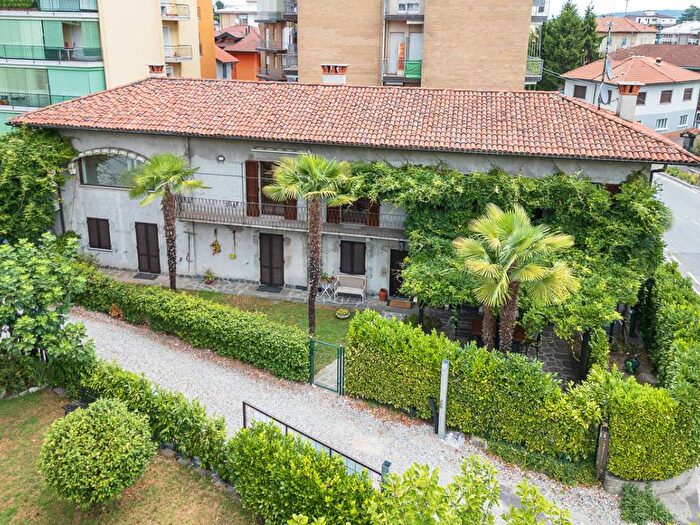 Case in Vendita e in Affitto - 2