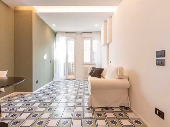 Appartamento monolocale in affitto in Via Marco Aurelio, Milano