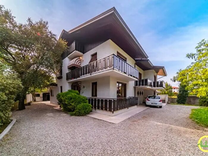 Casa con 6 locali in vendita in Via Corva, Azzano Decimo