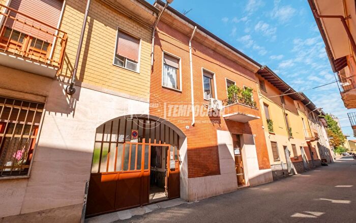 Casa con 5 locali in vendita in Cerano