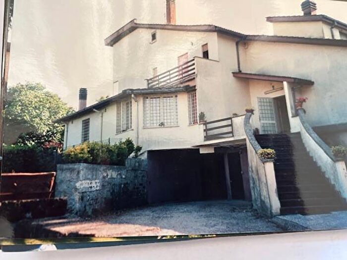 Case in Vendita e in Affitto - 1