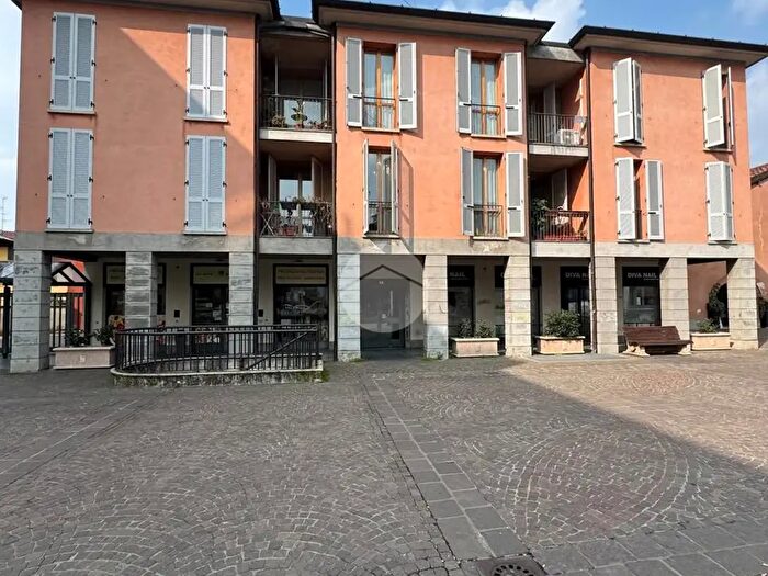 Appartamento bilocale in affitto in Largo Primo Levi, Bollate