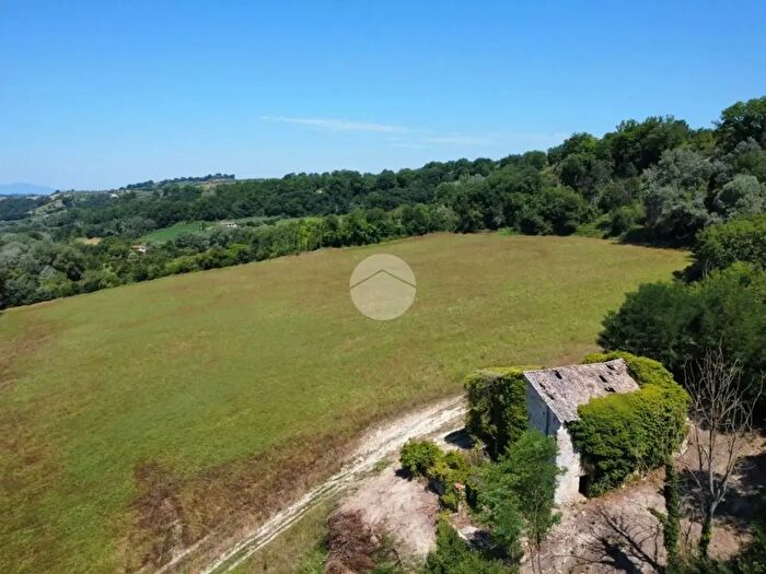 Casa con 5 locali in vendita in Vocabolo Campana, Tarano