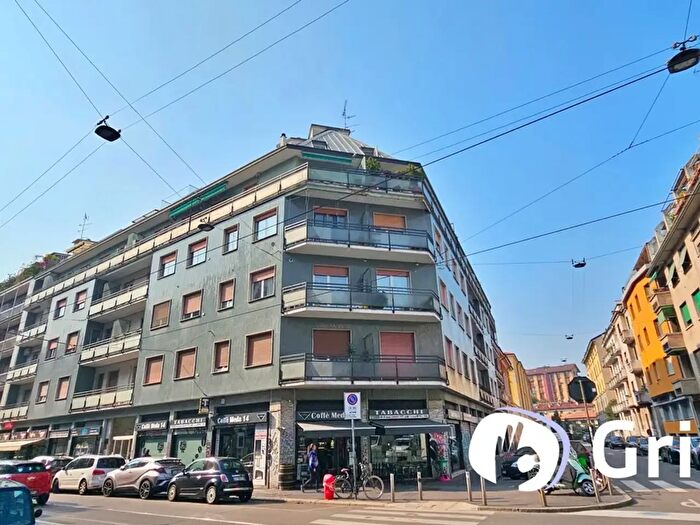 Appartamento trilocale in vendita in Via Giuseppe Meda, Milano