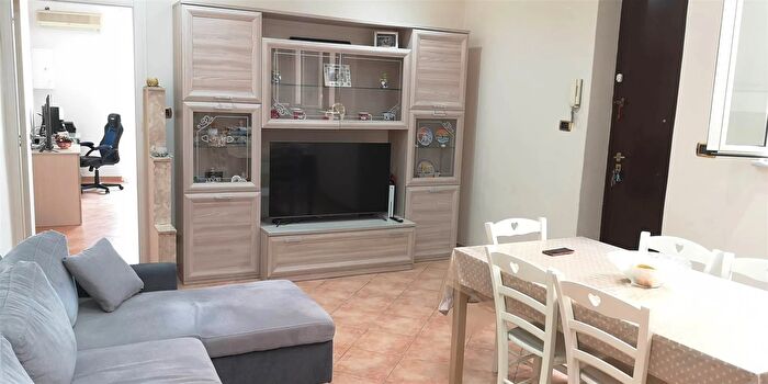 Appartamento trilocale in vendita in Via Brancaccio a, Palermo