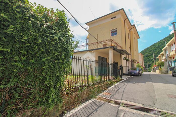 Appartamento quadrilocale in vendita in Via Padre Bonaventura Rivadossi, Lumezzane