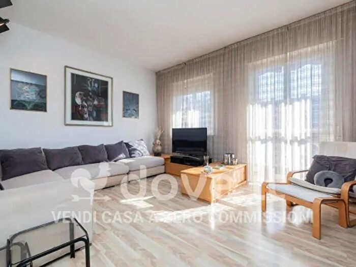 Appartamento trilocale in vendita in Via Ferrara, Sesto San Giovanni