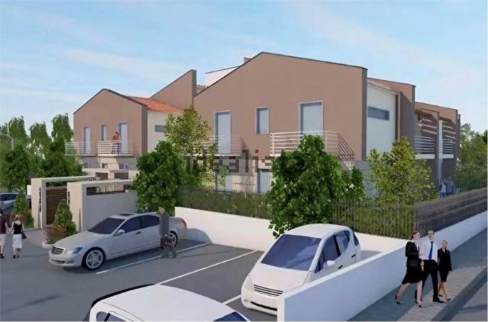 Appartamento con 5 locali in vendita in Castelnuovo Magra