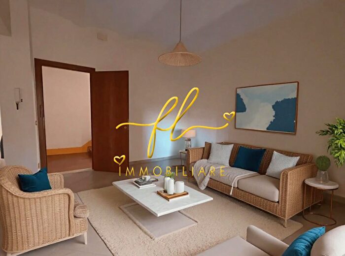 Appartamento con 5 locali in vendita in Volterra