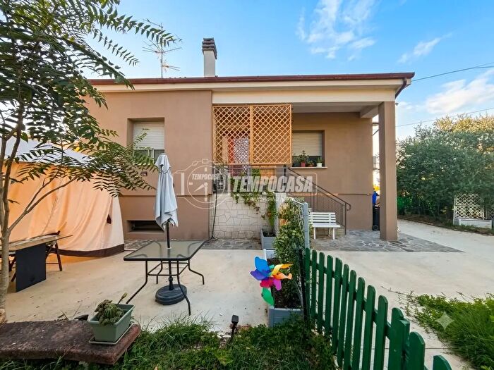 Casa con 5 locali in vendita in Via San Cristoforo C, San Giovanni In Persiceto