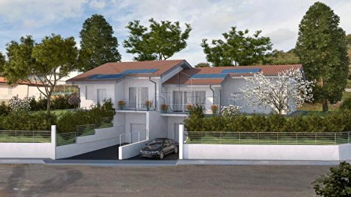 Appartamento quadrilocale in vendita in Via Pietro Perugini, Citta Di Castello