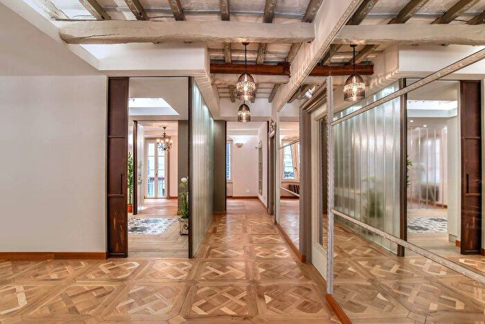 Appartamento con 6 locali in affitto in Via della Vite, Spagna, Roma