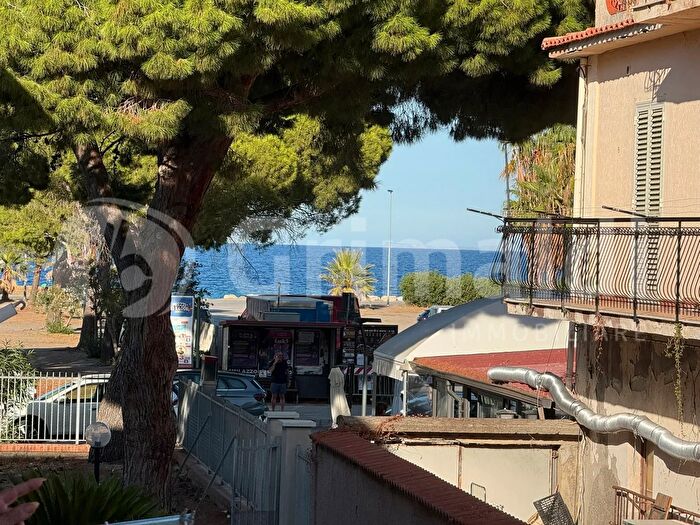 Appartamento bilocale in vendita in Via Andrea Doria, Gioiosa Marea