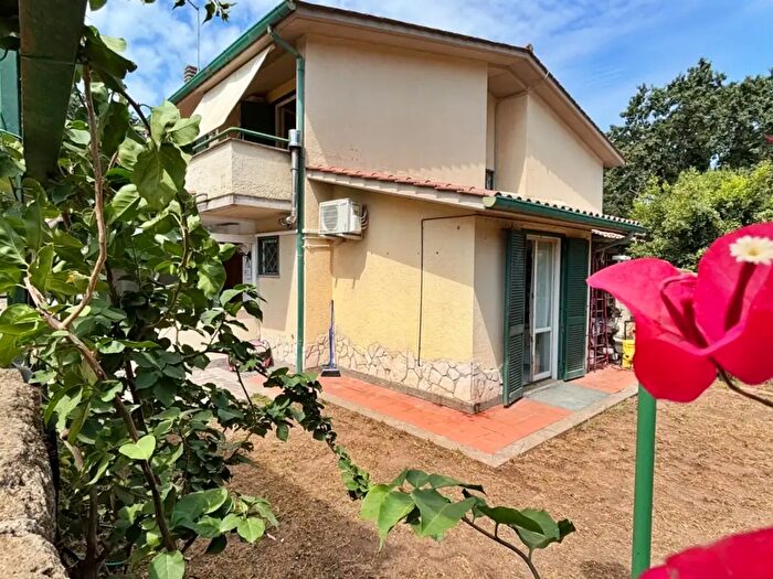 Casa con 5 locali in vendita in Via Antonio Vivaldi, Cerveteri