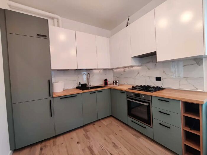 Appartamento monolocale in affitto in Via Alfredo Calzolari, Bologna