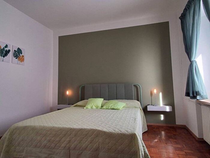 Appartamento trilocale in affitto in Via Francesco Viotti, Centro, Meina