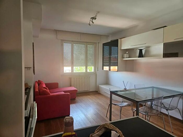 Appartamento trilocale in affitto in Via Santini, Parabiago