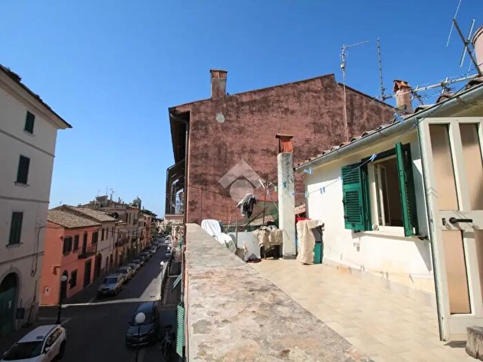 Appartamento trilocale in vendita in Corso Giacomo Matteotti, Canino