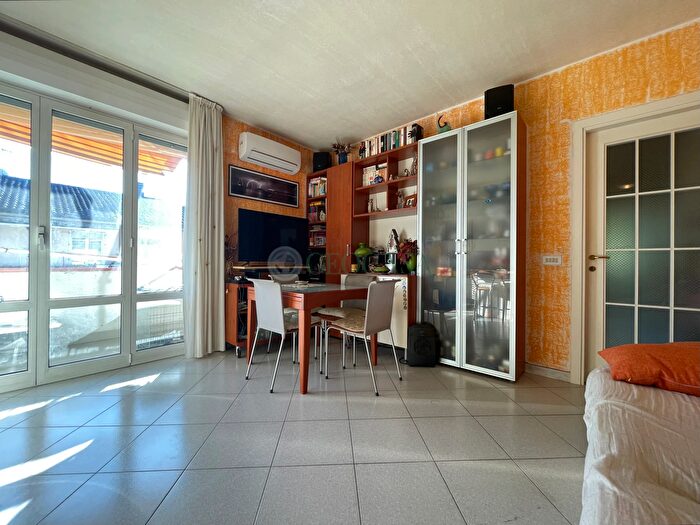 Appartamento quadrilocale in vendita in Via dei Molini, Sarzana