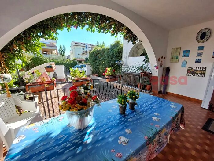 Casa trilocale in vendita in Via Camillo Benso Conte di Cavour, Tortoreto