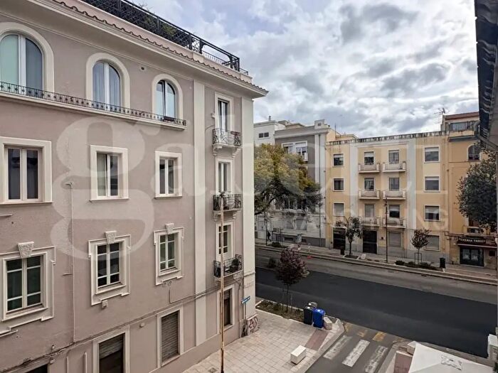 Appartamento con 5 locali in vendita in Via Domenico Millelire, Cagliari