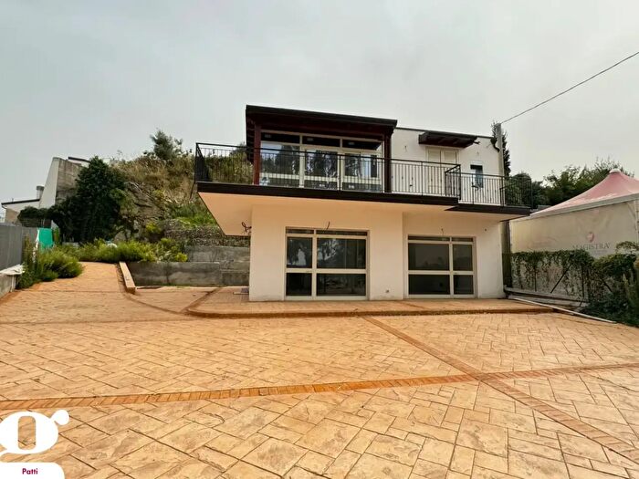 Casa con 5 locali in vendita in Case Nuove Russo Snc, Patti