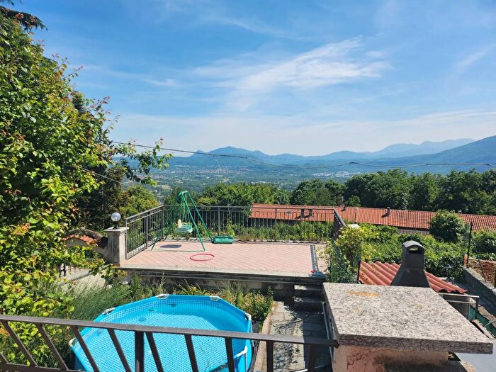 Casa quadrilocale in vendita in Borgata Cordonatto Villar Dora, Villar Dora