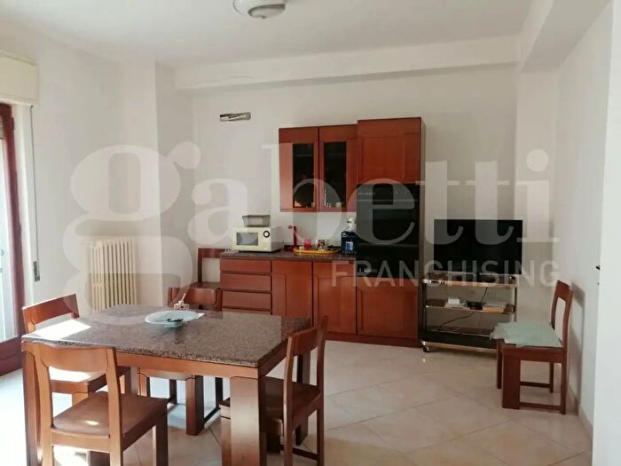 Appartamento trilocale in vendita in Via Seconda Marina, Margherita Di Savoia