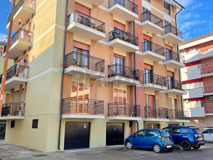 Appartamento con 5 locali in affitto in via istria, Centro, Francavilla al Mare