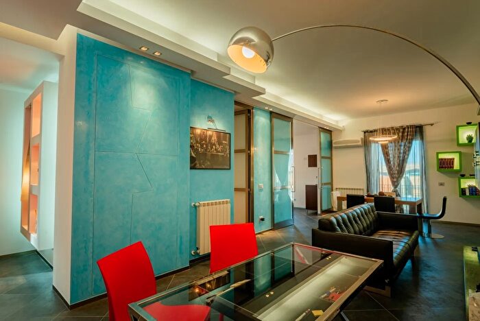 Appartamento quadrilocale in vendita in Via Gian Filippo Ingrassia, Palermo