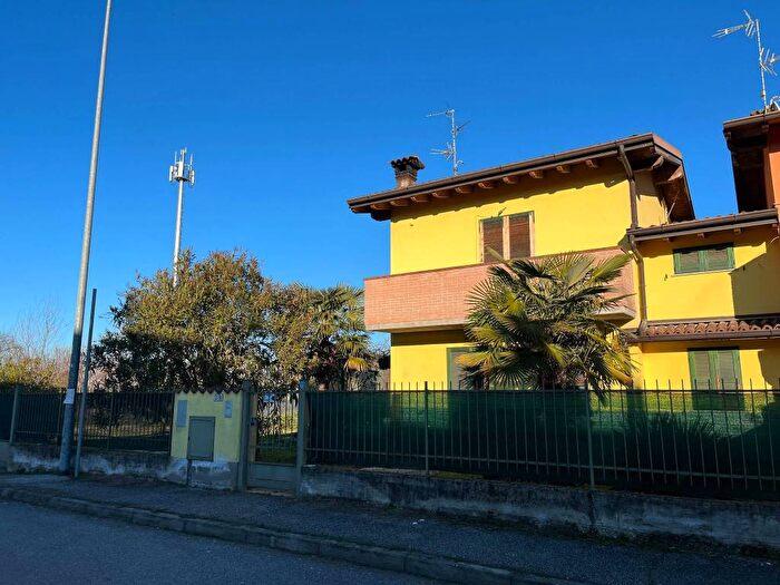 Case in Vendita e in Affitto - 3