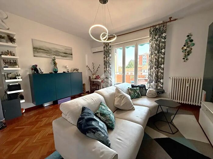 Appartamento trilocale in vendita in Via Esculapio, Milano