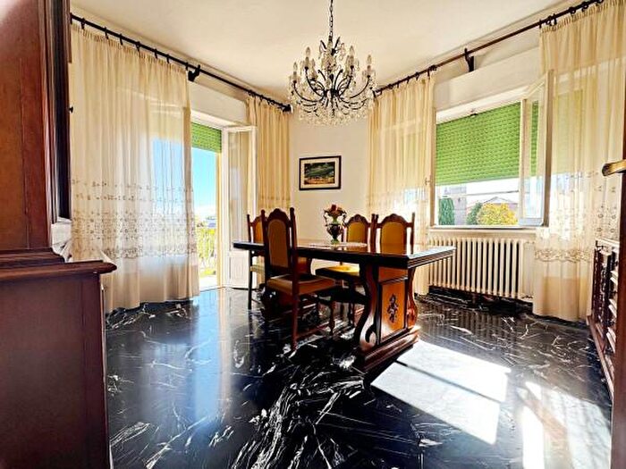 Appartamento con 5 locali in vendita in Viale Santa Margherita Ligure, Riccione