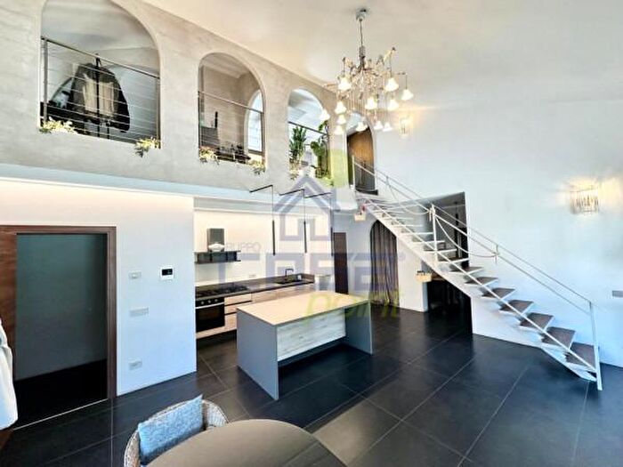 Casa con 6 locali in vendita in Via Ponzini c, Soresina