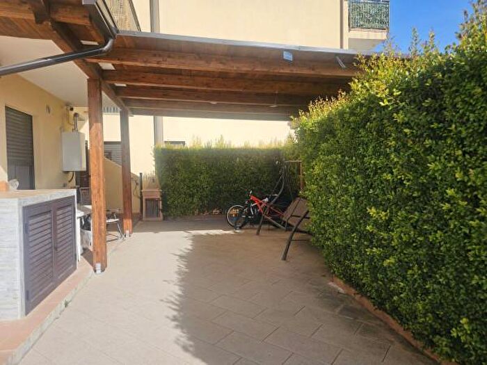 Appartamento trilocale in vendita in Via Sant'Antonio, Settingiano