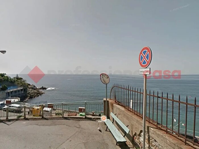 Appartamento quadrilocale in vendita in Via Tancredi Marchisio b, Genova