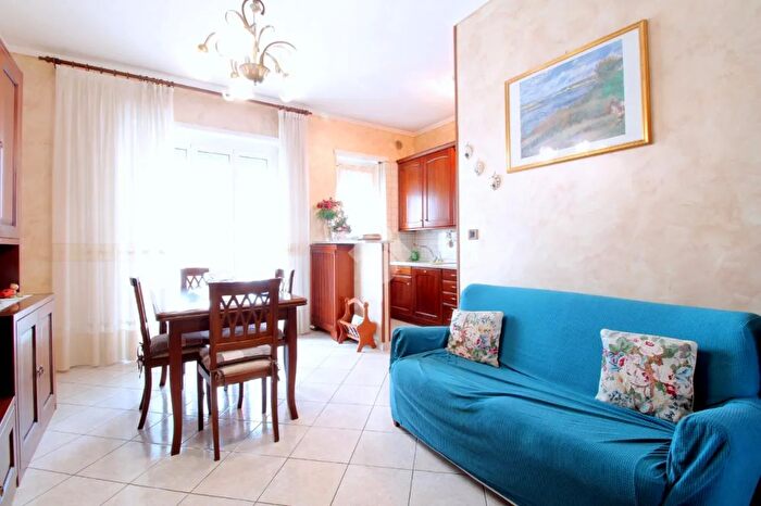 Appartamento trilocale in vendita in Via T Negro, Rivoli