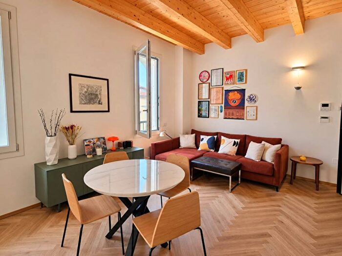 Appartamento trilocale in affitto in Via Marghera, Vercelli Wagner, Milano