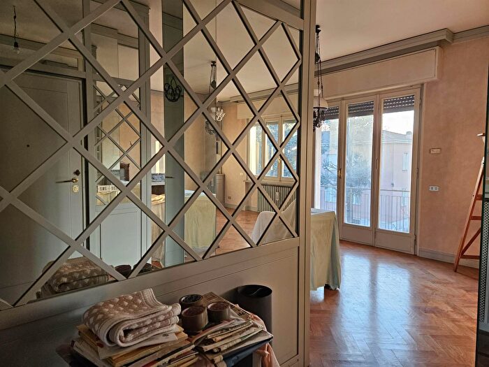 Appartamento quadrilocale in vendita in Parma