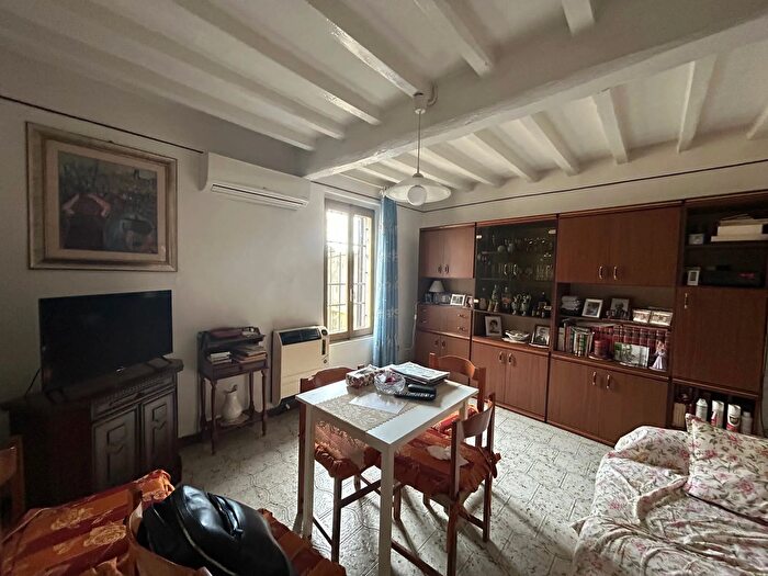 Casa bilocale in vendita in Ziano Piacentino