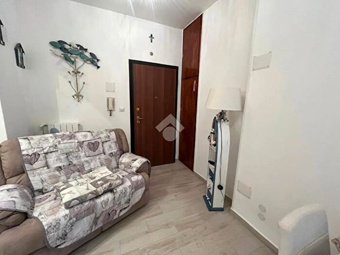 Appartamento bilocale in vendita in Via Betti, Rapallo