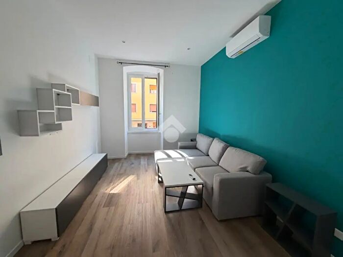Appartamento bilocale in affitto in Via Giulia, Trieste