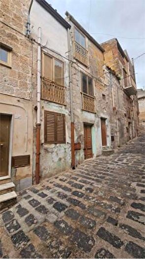 Casa trilocale in vendita in Acquaviva Platani