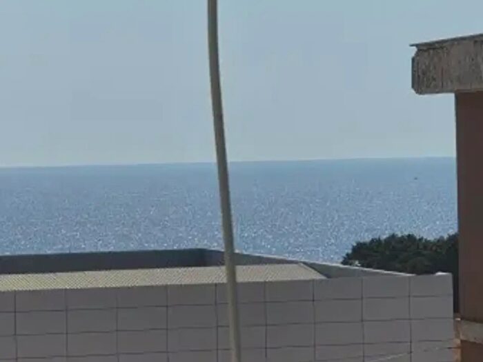 Appartamento quadrilocale in vendita in Via Lazio, Siracusa