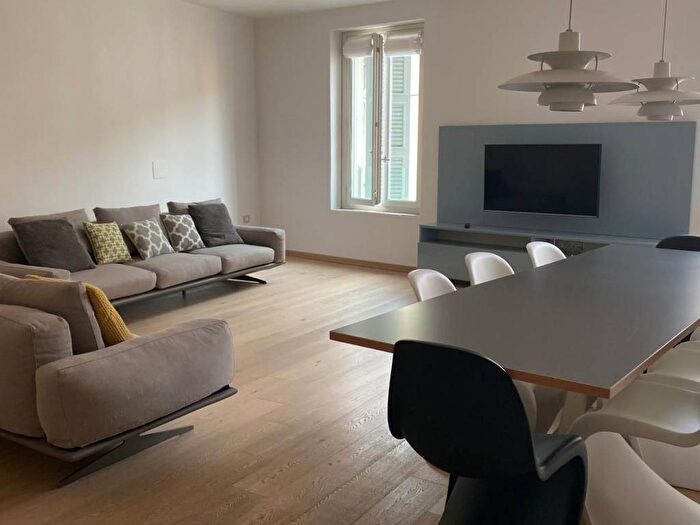 Appartamento trilocale in affitto in Corso Umberto I, Centro, Mantova