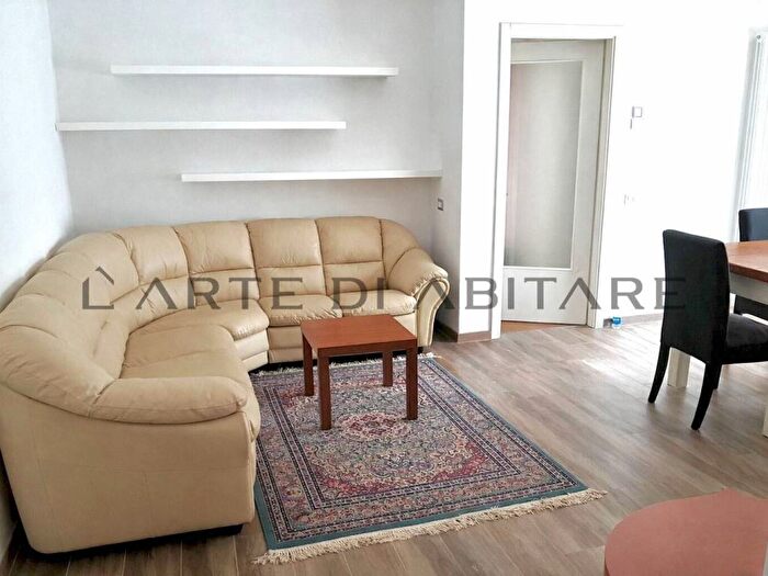 Appartamento con 6 locali in affitto in via scheo, Centro, Casale sul Sile