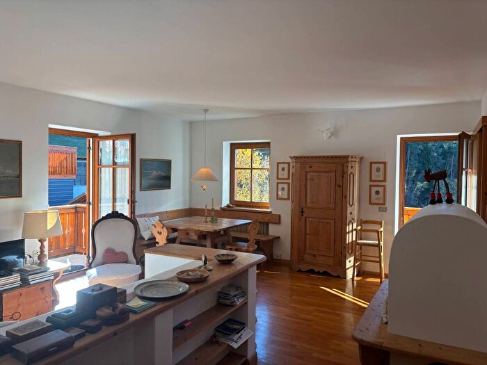 Appartamento trilocale in affitto in Via Platten, Centro, Castelrotto