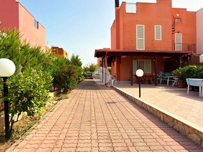 Appartamento trilocale in vendita in Contrada Sciale degli Zingari, Sciali Degli Zingari, Manfredonia